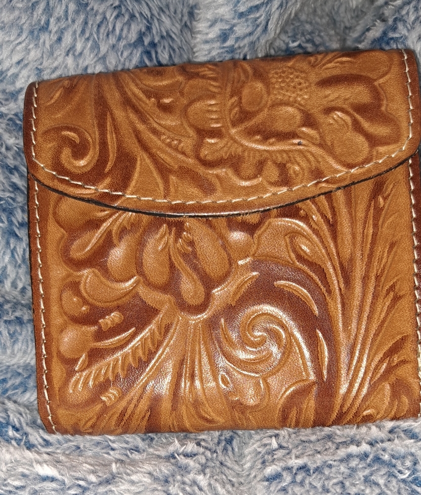Patricia Nash Tooled Leather Wallet.